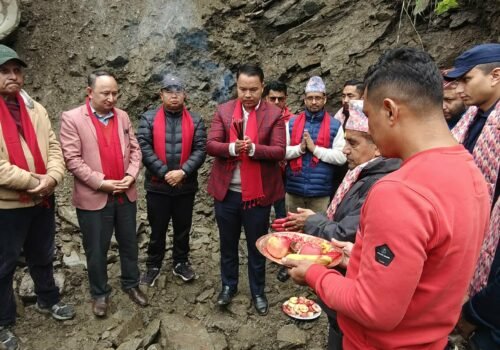 मेलम्ची खाल्डेखोला खण्ड सडकको शिलान्यास